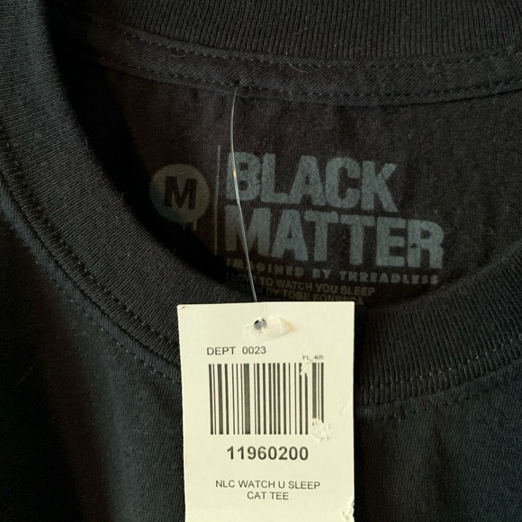 Hot Topic Shirt - Picture 2 of 3